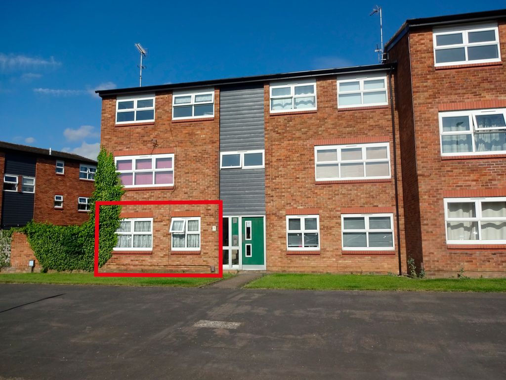 1 bed flat for sale in Welford Road, Wigston LE18, £99,000
