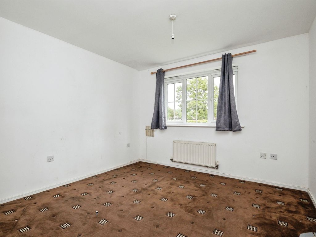 1 bed flat for sale in Shropshire Way, West Bromwich B71, £85,000