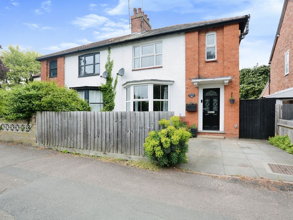 3 bed semi-detached house for sale in Doddington Road, Wellingborough NN8, £275,000