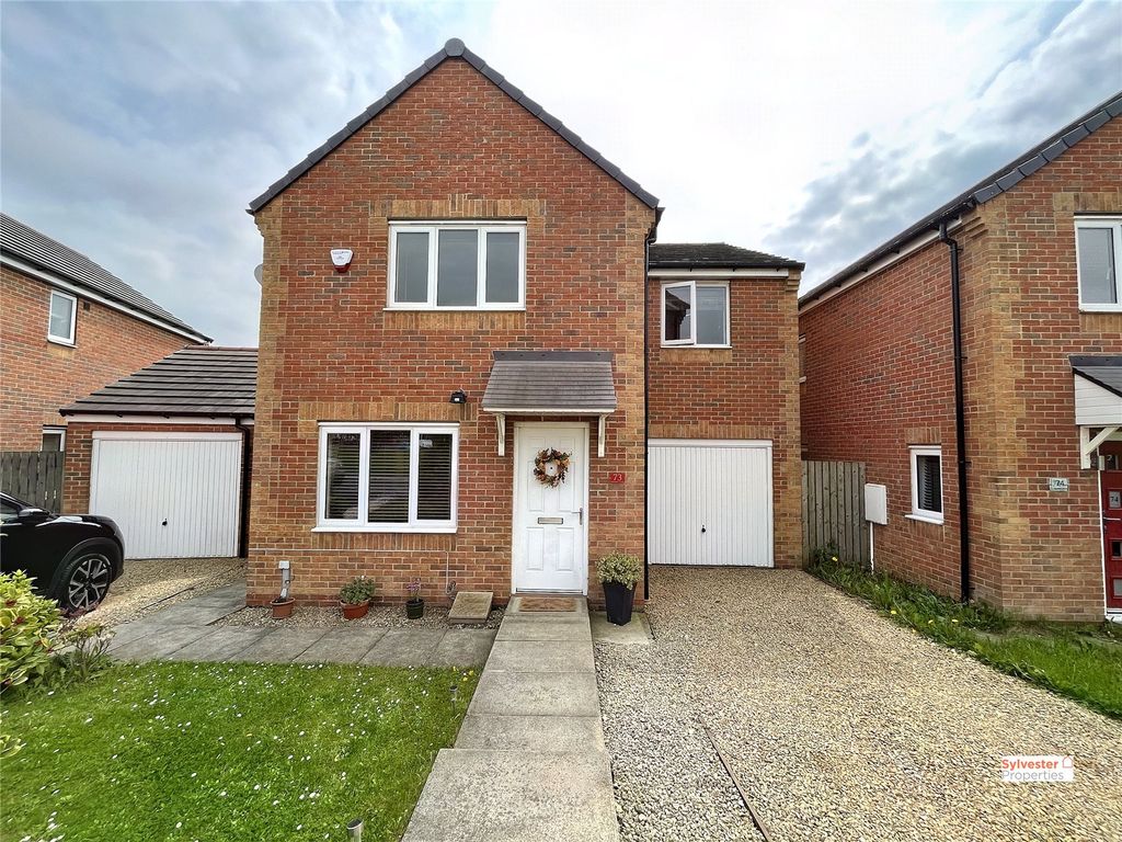4 bed detached house for sale in Gerard Close, New Kyo, Stanley DH9, £205,000