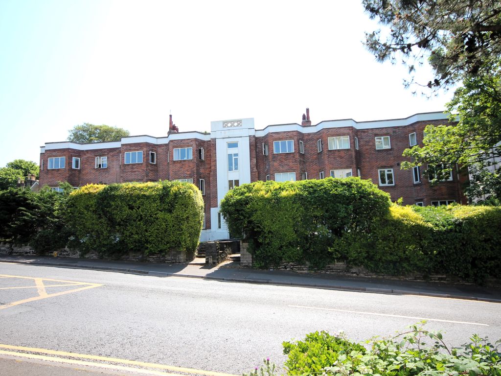 3 bed flat for sale in Bath Road, Bournemouth BH1, £199,950