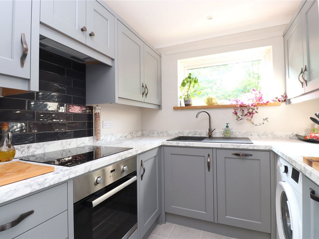 2 bed flat for sale in Ashlet Gardens, Ashley, New Milton, Hampshire BH25, £219,950