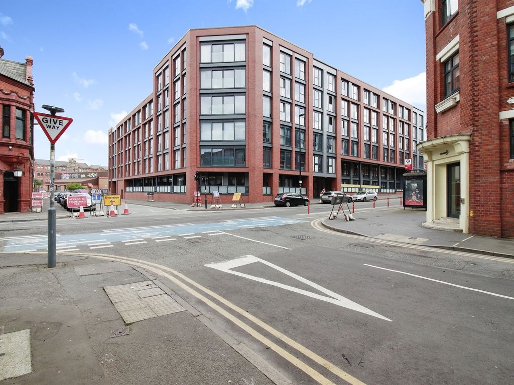 1 bed flat for sale in Bradford Street, Birmingham B12, £230,000