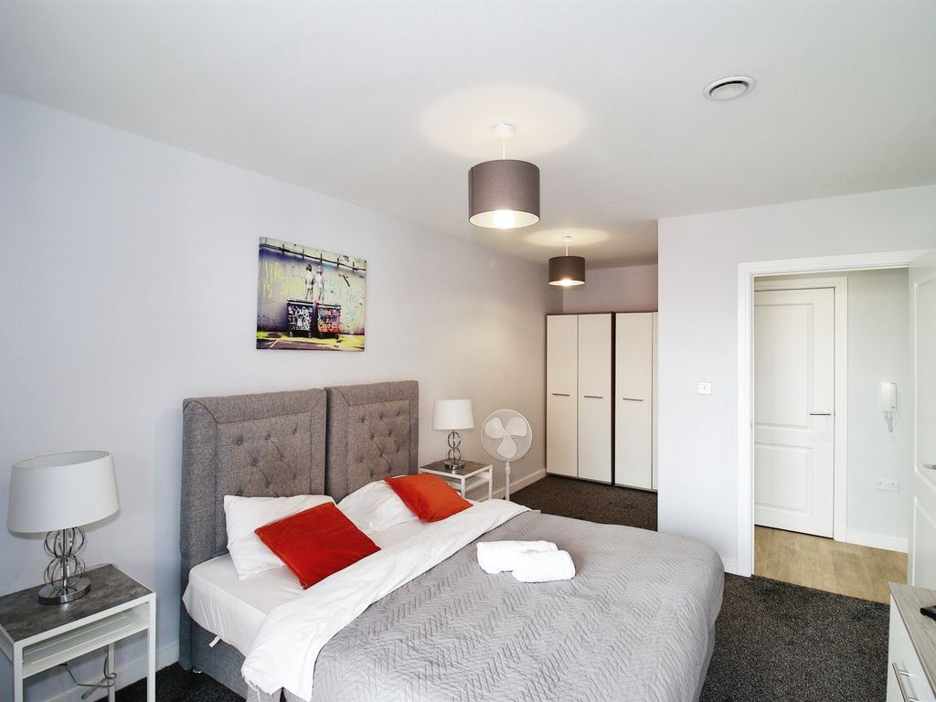 1 bed flat for sale in Bradford Street, Birmingham B12, £230,000