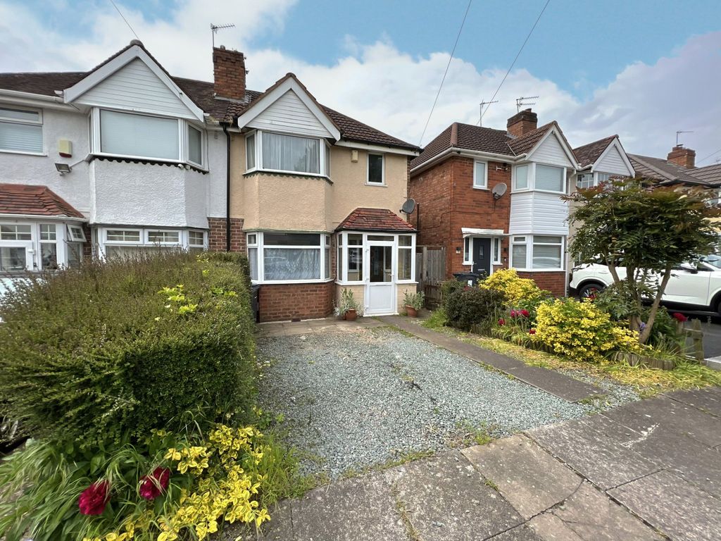 3 bed semi-detached house for sale in Woodvale Road, Hall Green, Birmingham B28, £265,000