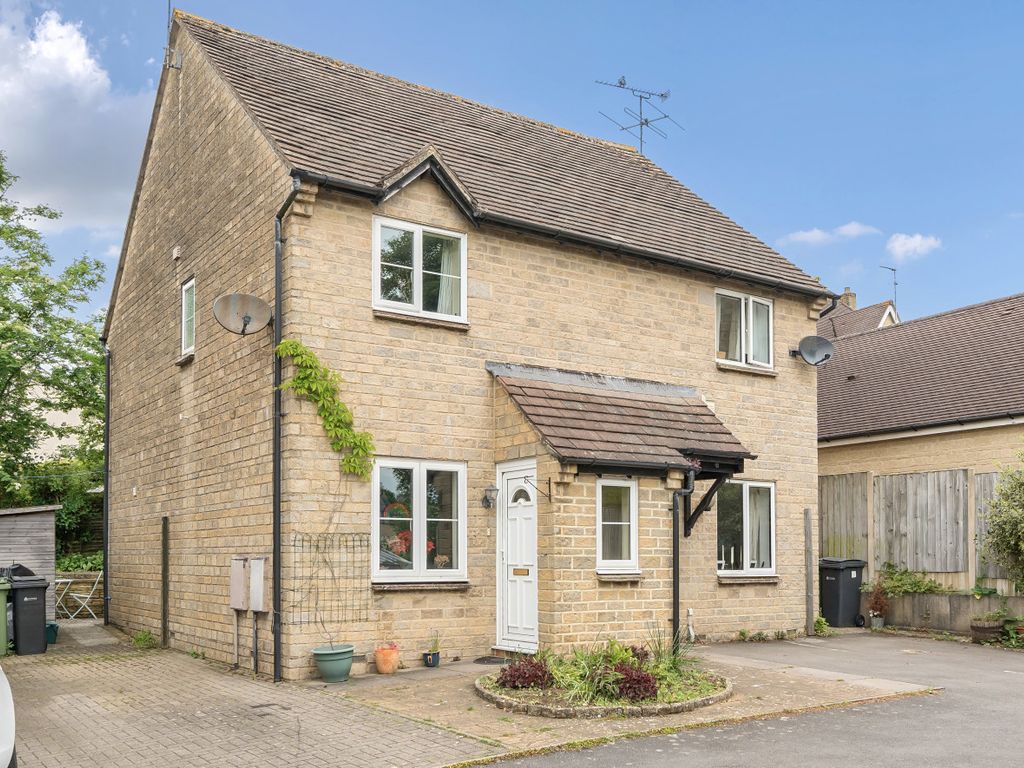 2 bed semi-detached house for sale in Beech Tree Gardens, Tetbury, Gloucestershire GL8, £275,000