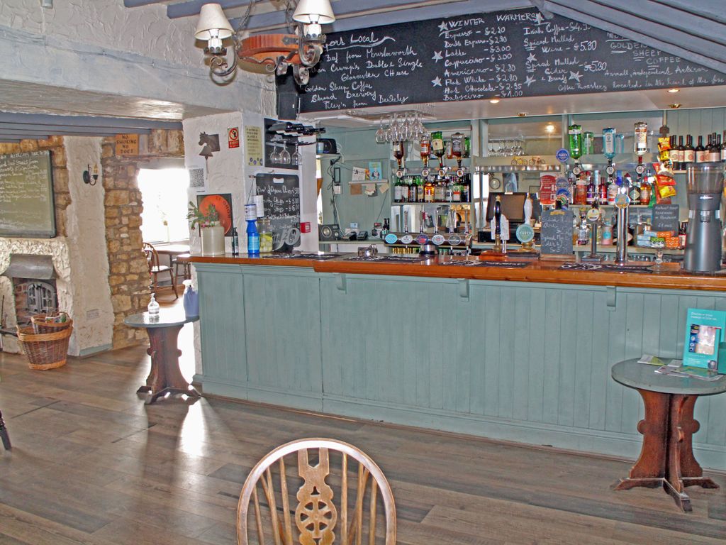Pub/bar for sale in Randwick, Stroud GL6, £45,000