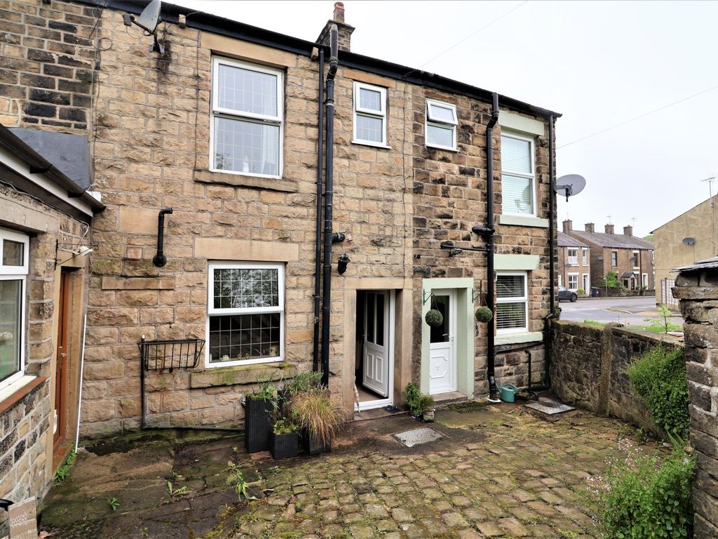 3 bed terraced house for sale in Charlestown Road, Glossop SK13, £175,000