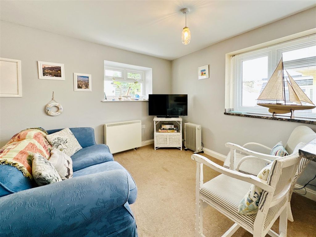 2 bed flat for sale in St. Peters Terrace, Elkins Hill, Brixham TQ5, £180,000