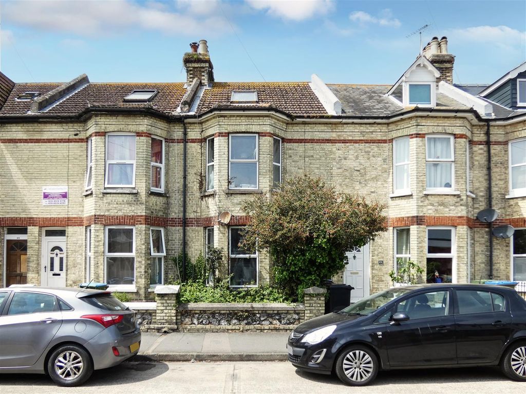 5 bed terraced house for sale in Bayford Road, Littlehampton BN17, £250,000