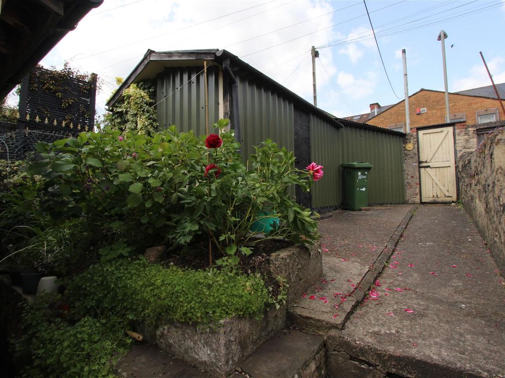 3 bed terraced house for sale in William Street, Abertridwr, Caerphilly CF83, £130,000