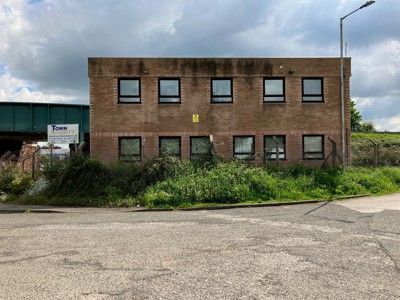 Office for sale in Brymau House, River Lane, Saltney, Chester, Flintshire CH4, £150,000