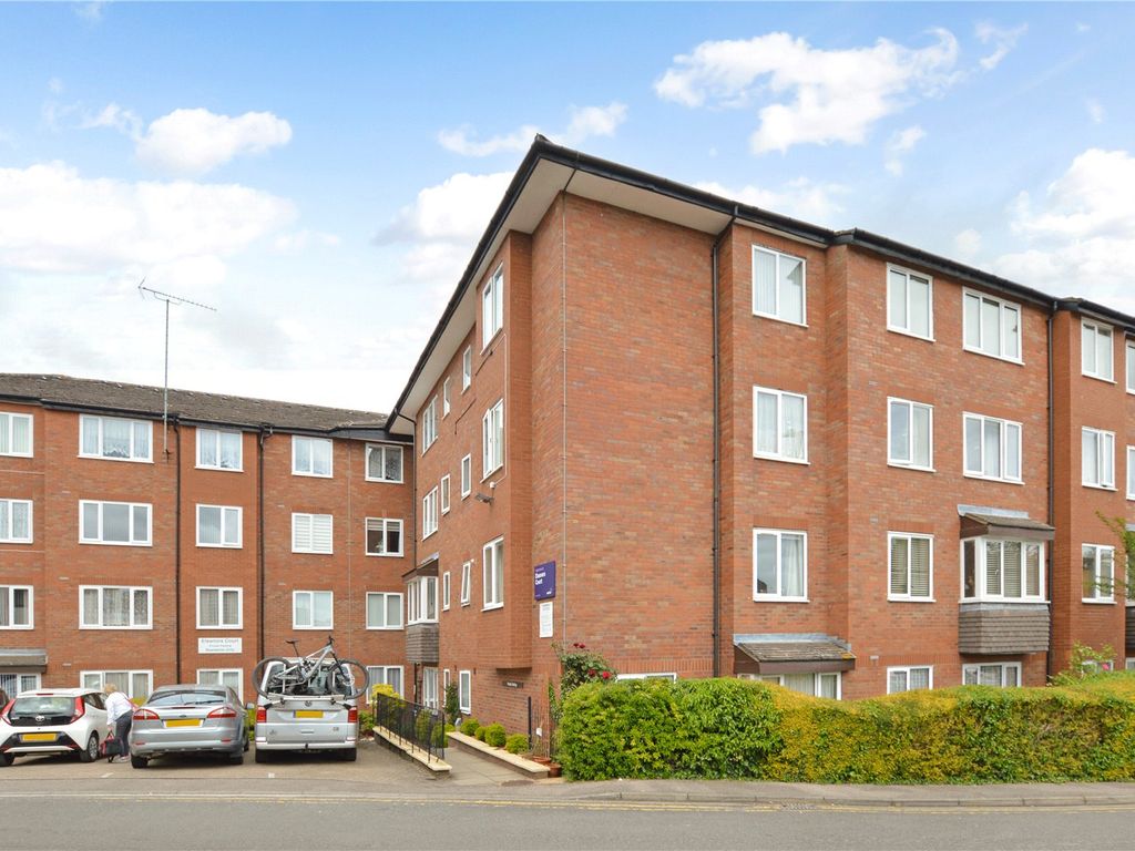 1 bed flat for sale in Eleanors Court, Albion Street, Dunstable, Bedfordshire LU6, £120,000