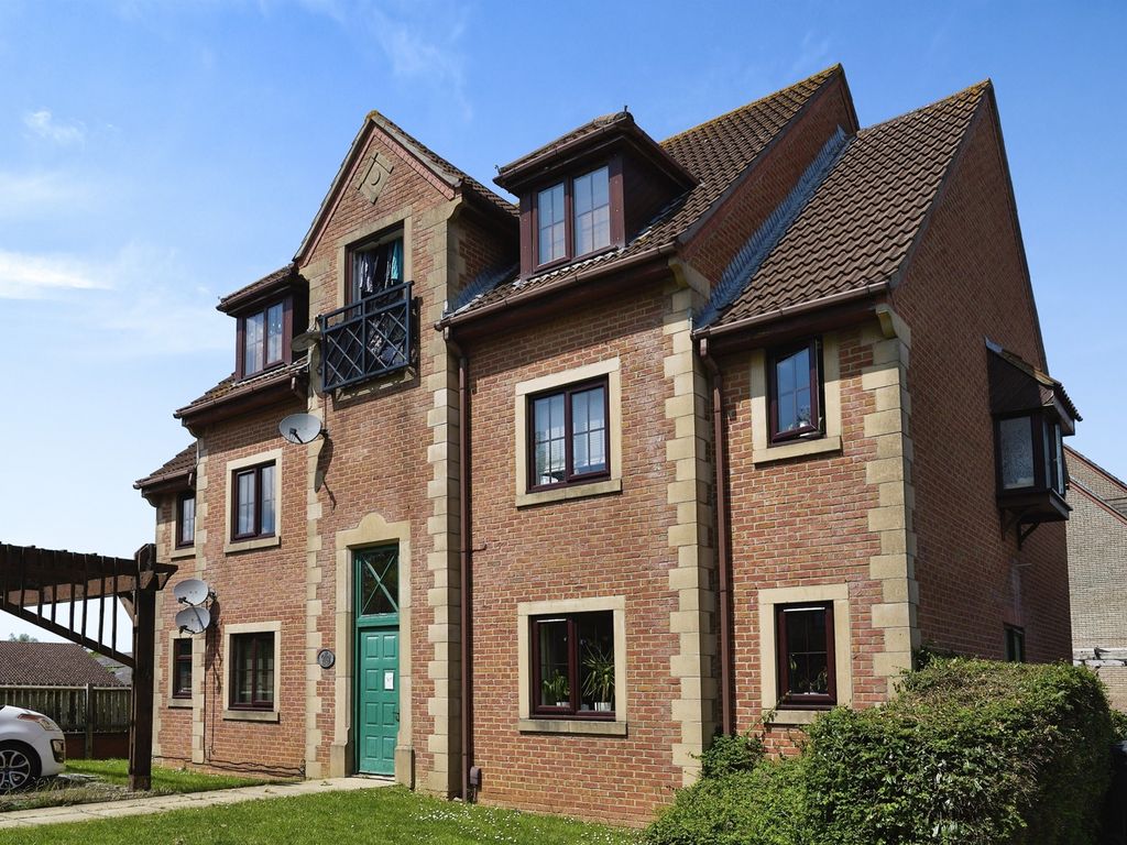 1 bed flat for sale in Hay Leaze, Yate, Bristol BS37, £160,000