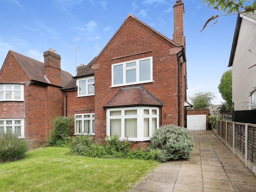 3 bed detached house for sale in Copthorne Road, Wolverhampton, West Midlands WV3, £325,000