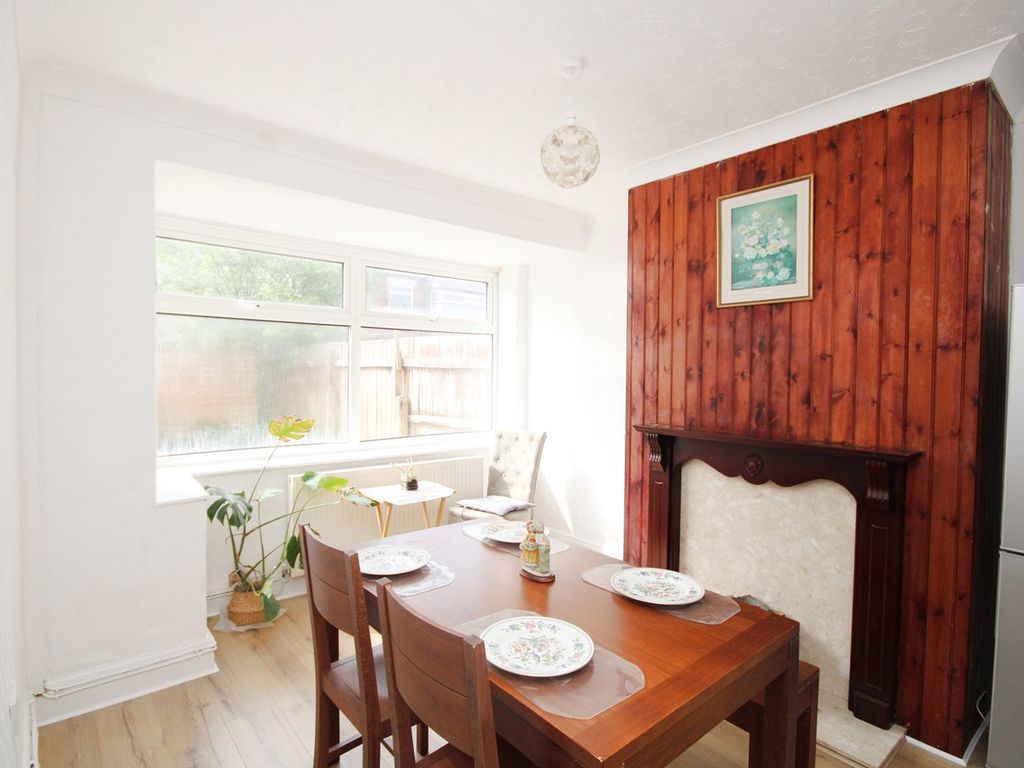 3 bed terraced house for sale in Evelyn Street, Warrington WA5, £155,000