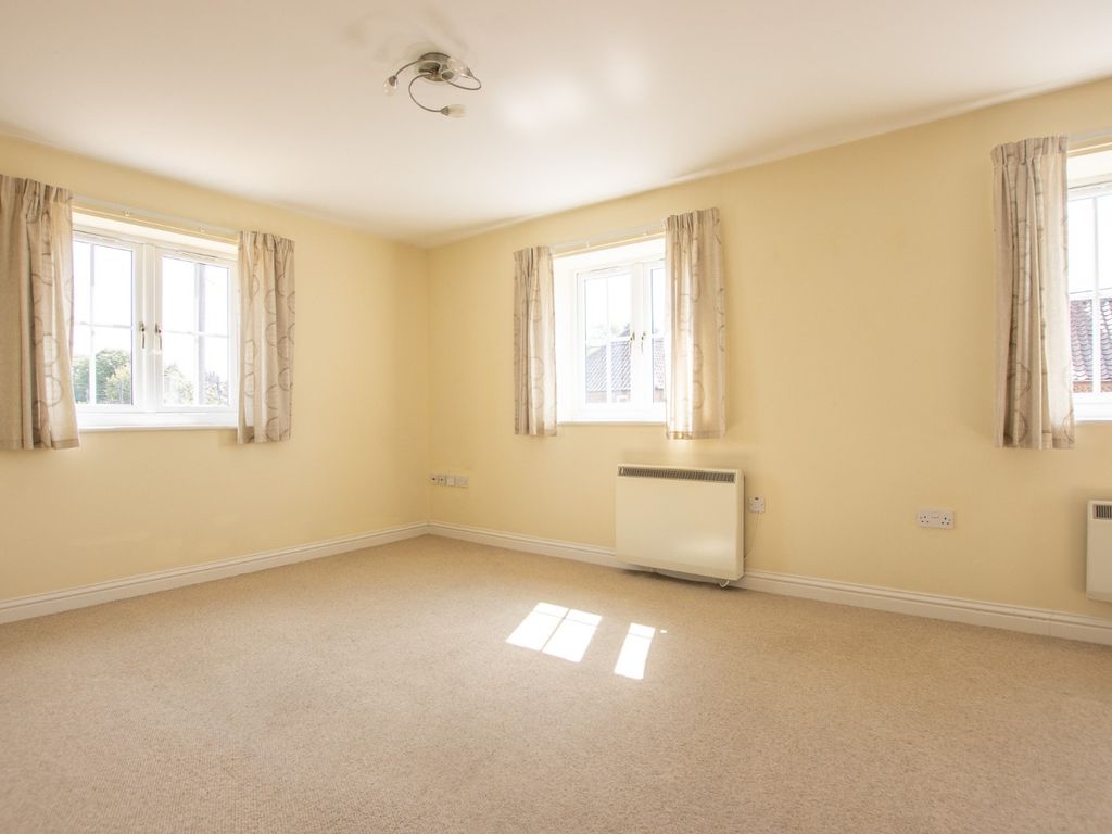 1 bed flat for sale in Hunstanton Road, Dersingham, King's Lynn PE31, £145,000