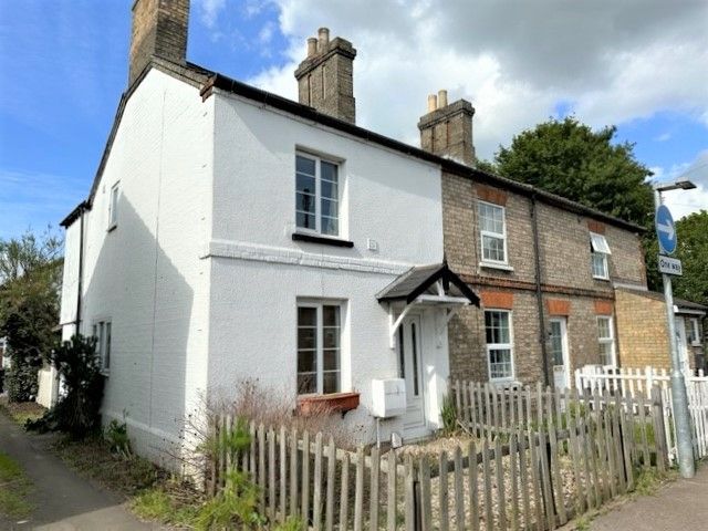 2 bed end terrace house for sale in St Johns Street, Biggleswade SG18, £265,000