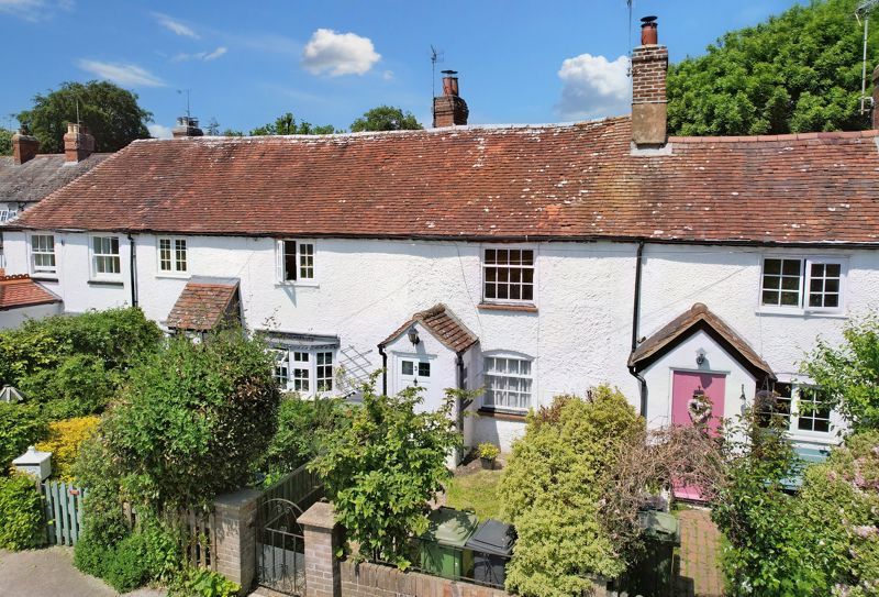 2 bed cottage for sale in Bentley, Farnham GU10, £330,000