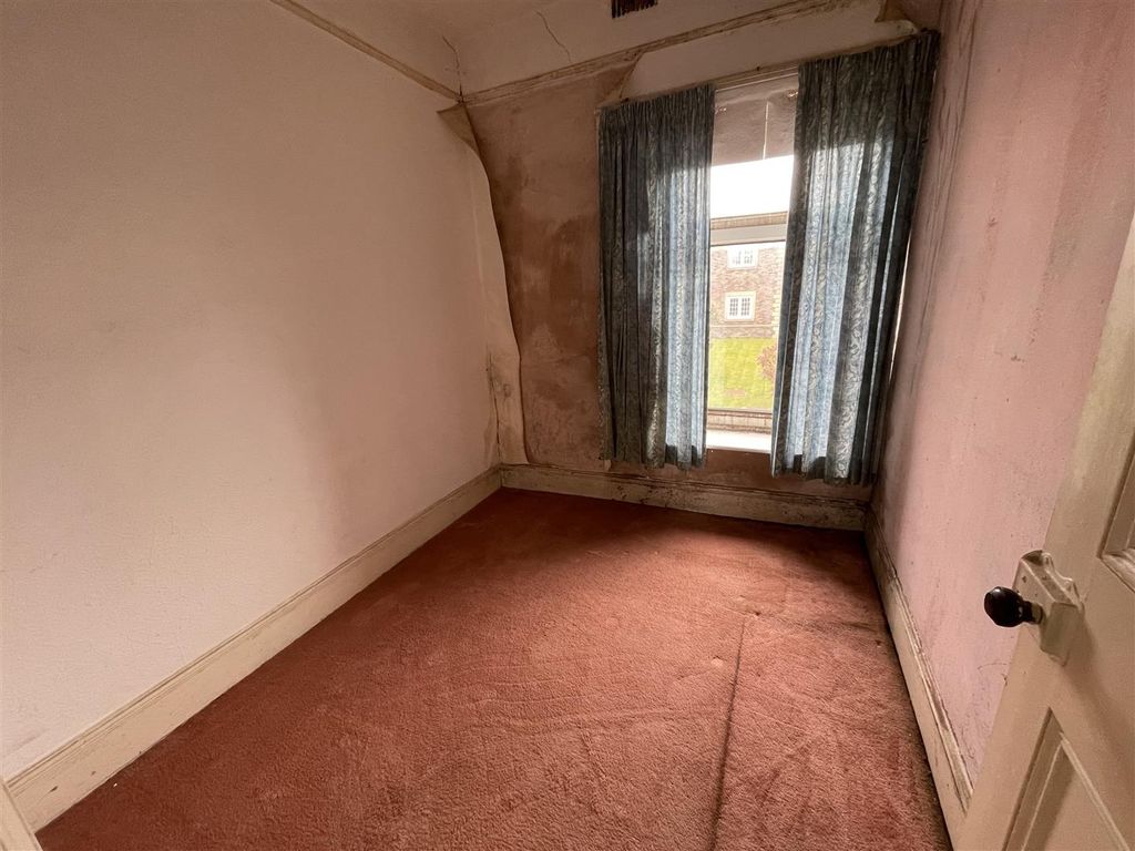 3 bed semi-detached house for sale in Heol Rhosybonwen, Cross Hands, Llanelli SA14, £119,000