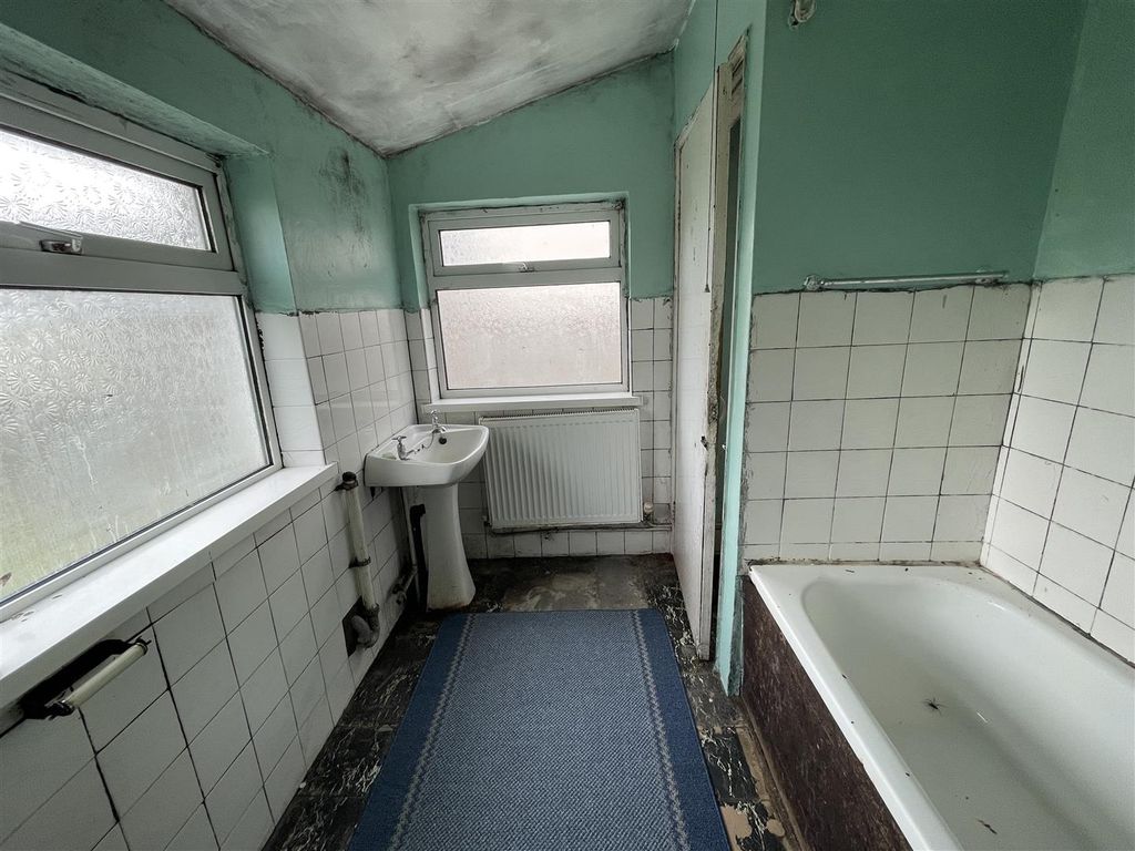 3 bed semi-detached house for sale in Heol Rhosybonwen, Cross Hands, Llanelli SA14, £119,000