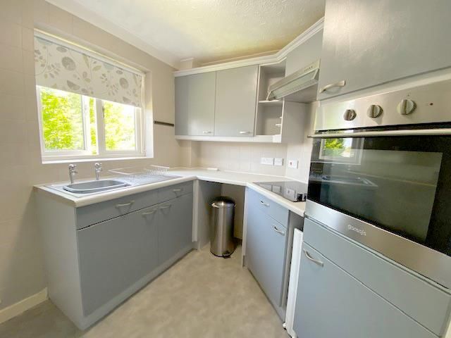 1 bed flat for sale in The Adelphi, Cold Bath Road, Harrogate HG2, £95,000