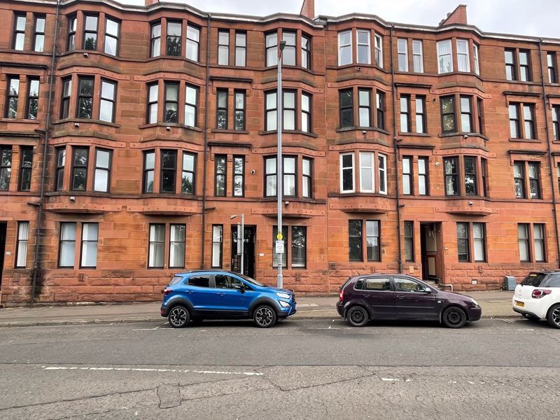 3 bed flat for sale in Beith Street, Glasgow G11, £189,950