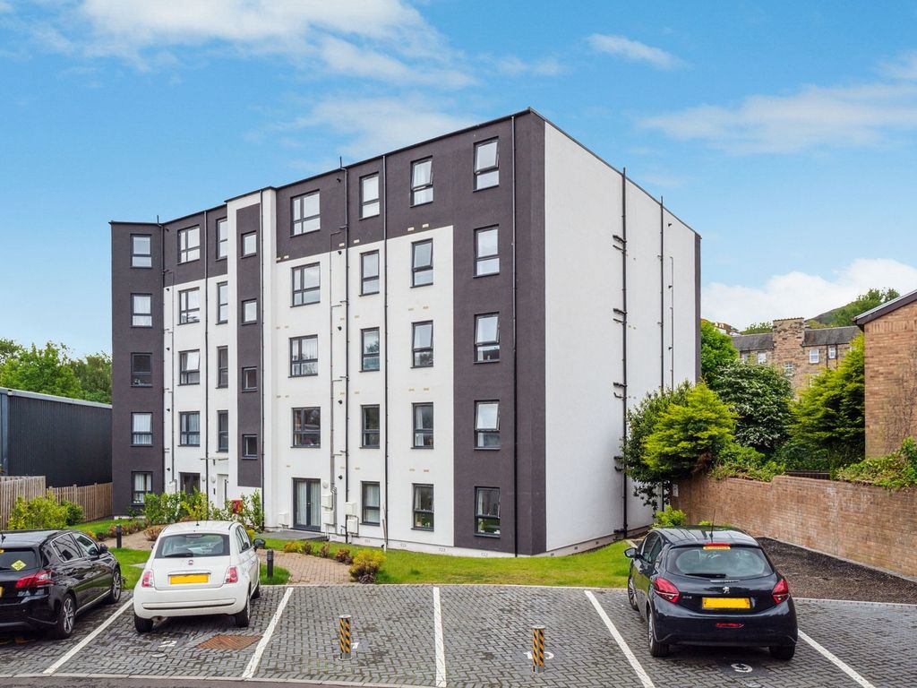 2 bed flat for sale in Sunnybank Place, Edinburgh, Meadowbank EH7, £250,000