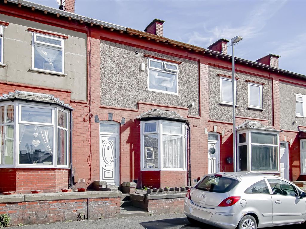 3 bed terraced house for sale in Bradshaw Street, Nelson BB9, £95,000