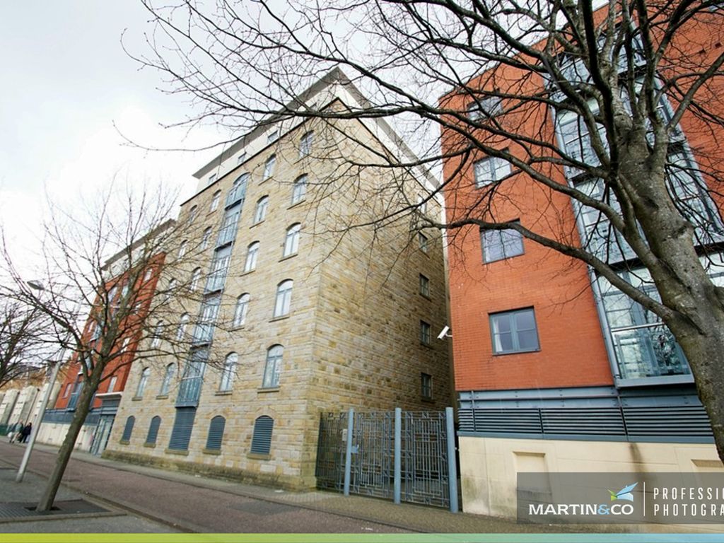 2 bed flat for sale in Silurian Place, Cardiff CF10, £169,950