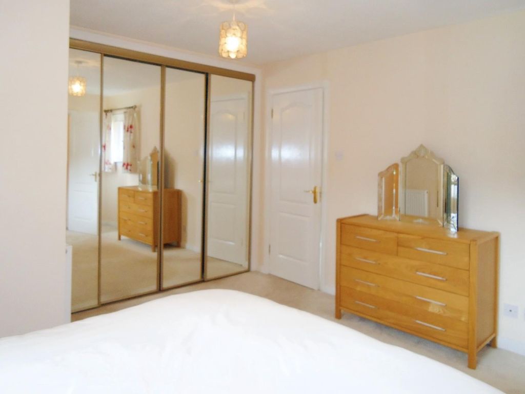 3 bed flat for sale in Abbots Mill, Kirkcaldy KY2, £179,000
