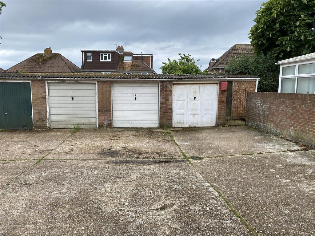 Parking/garage for sale in Mill Close, Portslade, Brighton BN41, £18,000