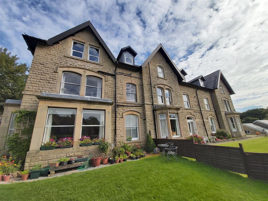 1 bed flat for sale in Devonshire Hall, Devonshire Road, Buxton SK17, £132,500