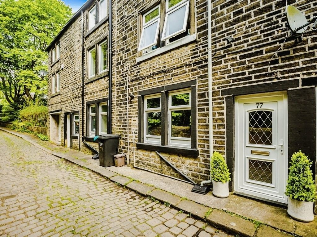 1 bed cottage for sale in Lower Skircoat Green, Halifax HX3, £110,000