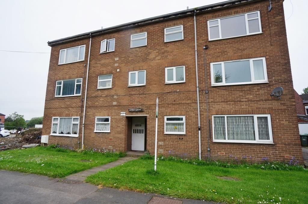 2 bed flat for sale in Dunbar Street, Wakefield WF1, £60,000
