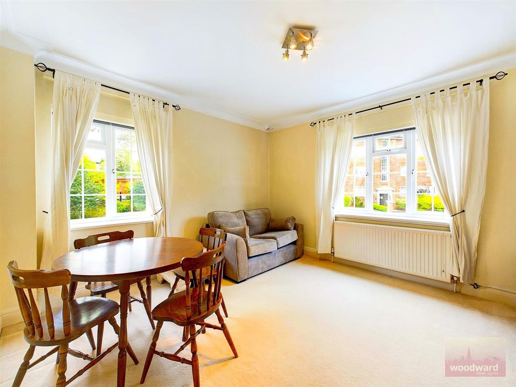 1 bed flat for sale in Herga Court, Sudbury Hill, Harrow On The Hill HA1, £279,950