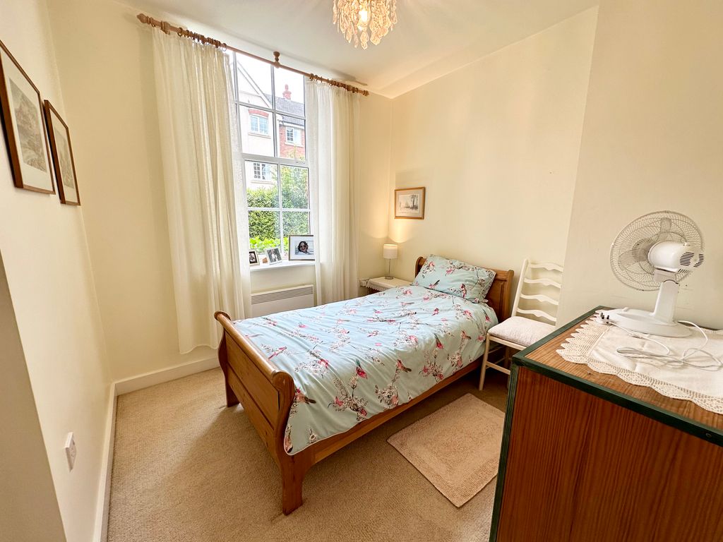2 bed flat for sale in Haycock House, The Chestnuts, Cross Houses SY5, £149,000