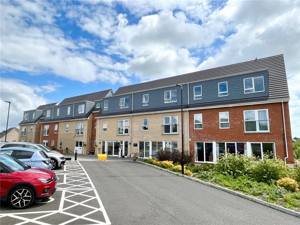 2 bed flat for sale in Woodland View, Ryde, Isle Of Wight PO33, £48,750