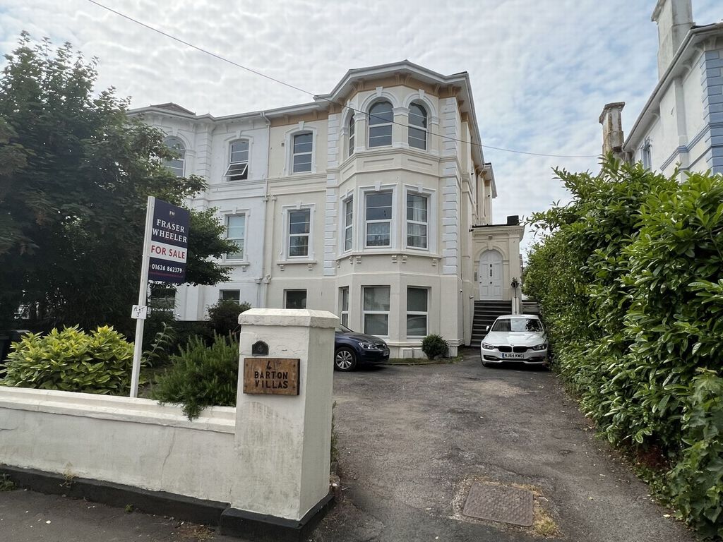1 bed flat for sale in Barton Villas, Dawlish EX7, £110,000