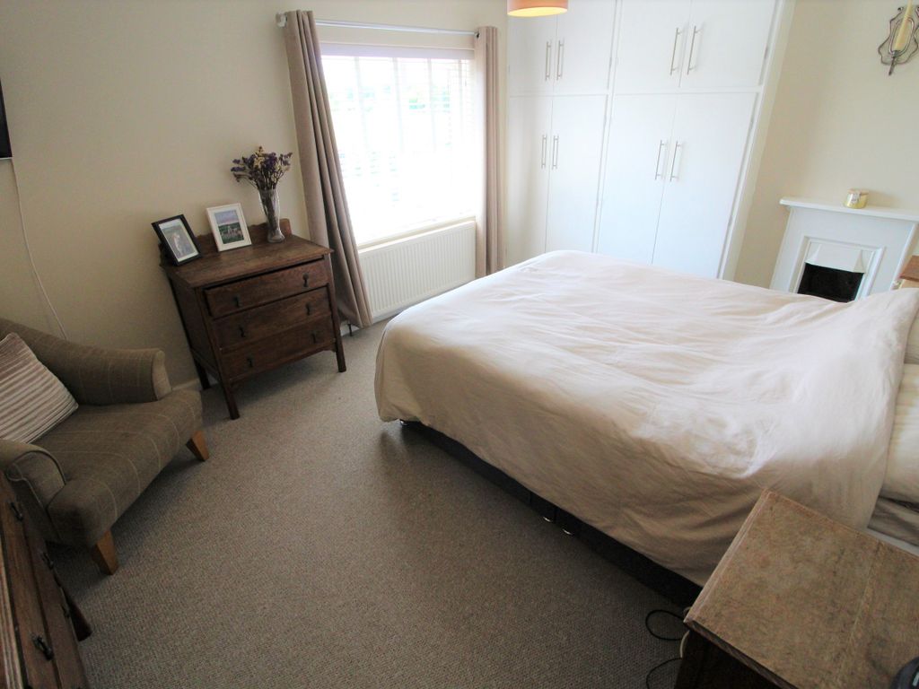 4 bed semi-detached house for sale in Morton Road, Laughton, Gainsborough, Lincolnshire DN21, £250,000