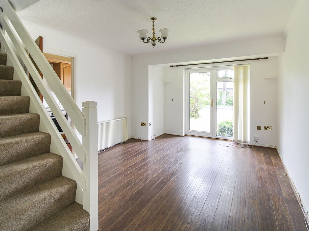 1 bed terraced house for sale in Avondale, Aldershot GU12, £199,950