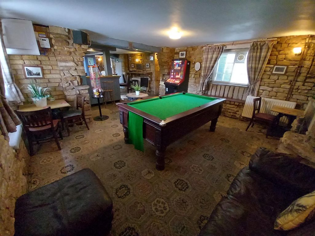Pub/bar for sale in Licenced Trade, Pubs & Clubs NG33, South Witham, Lincolnshire, £25,000