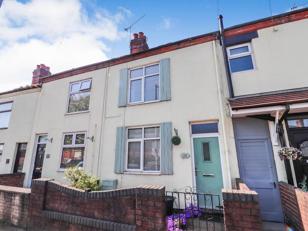 2 bed terraced house for sale in Tomkinson Road, Nuneaton CV10, £154,950