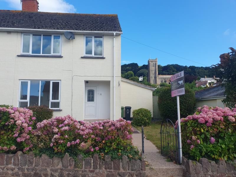 3 bed property for sale in Orchard Road, Minehead TA24, £260,000