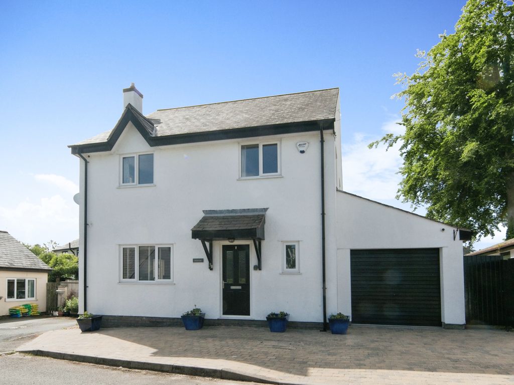 3 bed detached house for sale in Parc Hafod, Caerwys, Mold, Flintshire CH7, £300,000