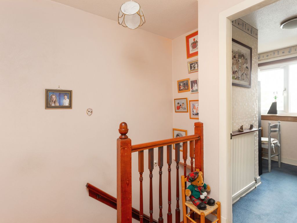 3 bed property for sale in 34 Alan Breck Gardens, Edinburgh EH4, £250,000