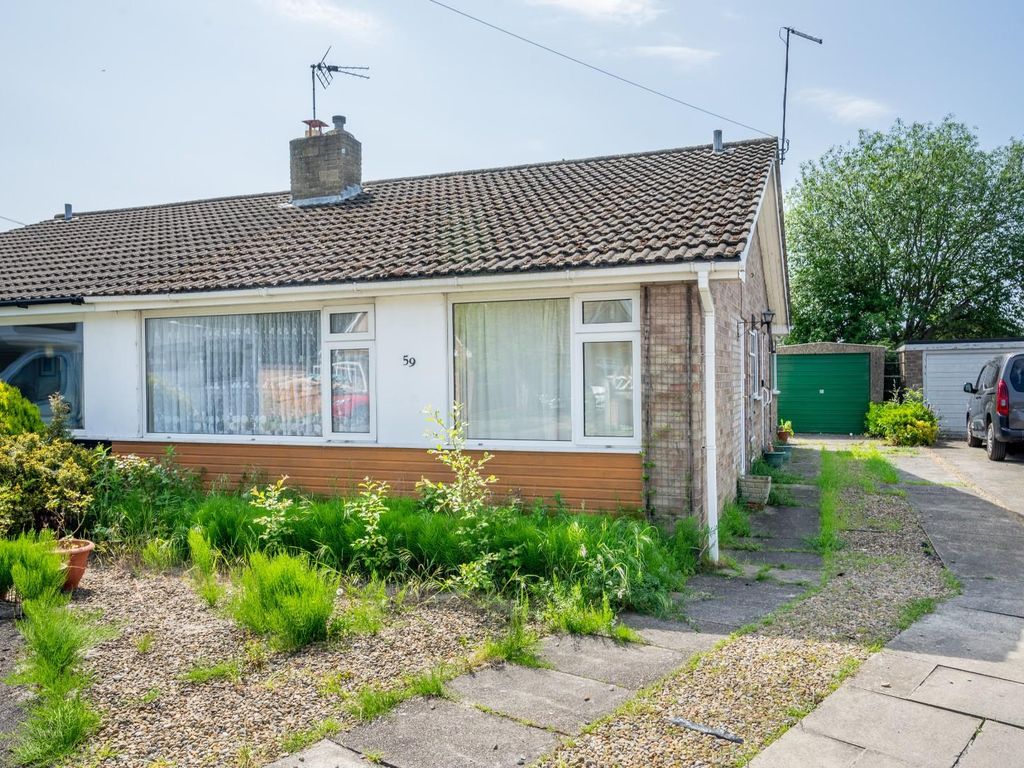 2 bed semi-detached bungalow for sale in Willow Glade, Huntington, York YO32, £220,000