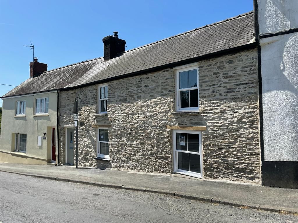 3 bed terraced house for sale in Llanboidy, Whitland SA34, £229,500
