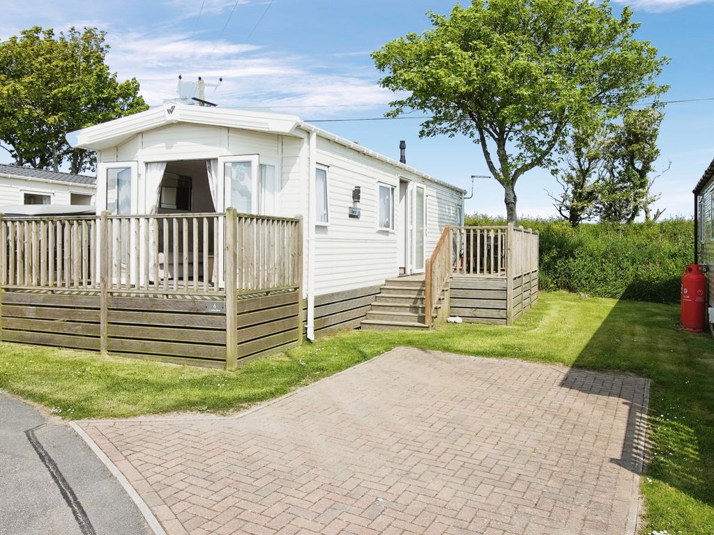 2 bed mobile/park home for sale in Boswinger, St. Austell PL26, £54,950