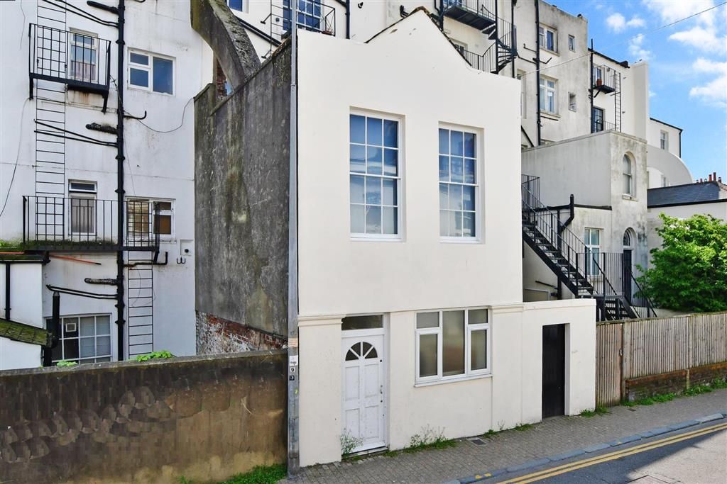 Studio for sale in Marine Square, Brighton, East Sussex BN2, £160,000